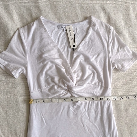 OLIVACEOUS Short Sleeve Twist Front Mini Dress Size Small - Picture 6 of 7